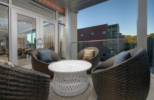 Dobbs Ferry Hotel | Hilton Garden Inn Westchester Dobbs Ferry