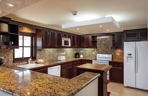 Diamond Valley Resort | Hilton Grand Vacations Club The Crane Barbados