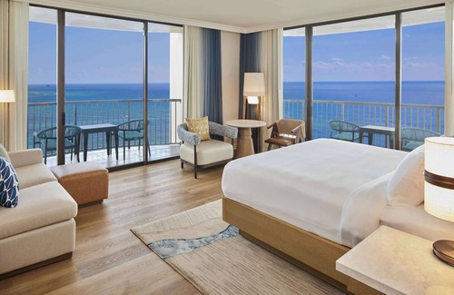 Waikiki Resort | Hilton Hawaiian Village Waikiki Beach Resort