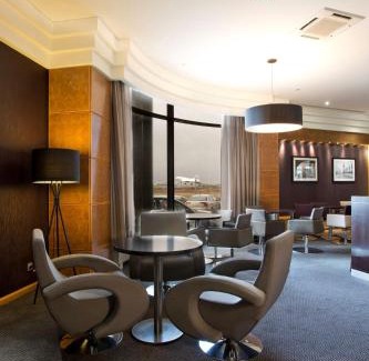 Tremblay-les-Gonesse Hotel | Hilton Paris Charles De Gaulle Airport