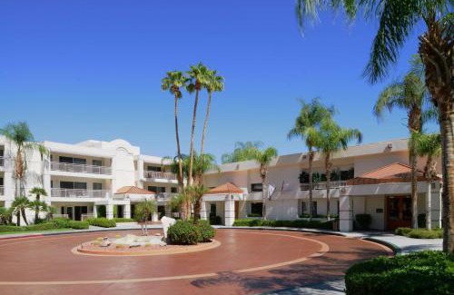 Canyon Corridor Resort | Hilton Vacation Club Palm Canyon Palm Springs