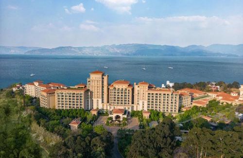 Chengjiang County Resort | Hilton Yuxi Fuxian Lake