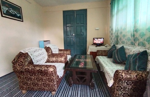 Majkhali Bed & Breakfast | Himalaya View
