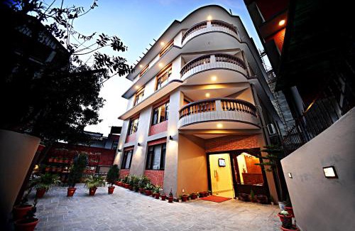 Thamel Hotel | Himalayan Ghar