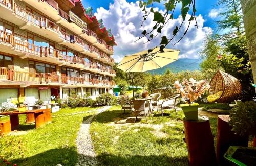 Katghora Hotel | Himalayan Hill Queen Resort, Manali - A Riverside Retreat