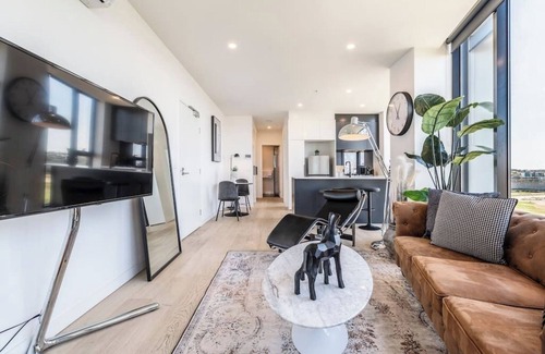Footscray Apartment | Hip Condo on Maribyrnong River ~ Cityscape Views!