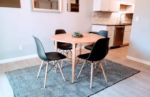 St. Johns Condo | HIP HIDEAWAY