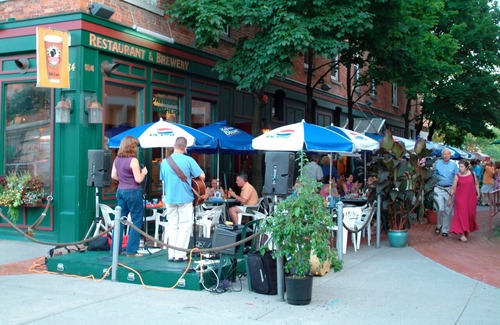 Glens Falls Apartment | Hip Suite-1st Floor - Arts District/Farmers Mkt/Cafes/Breweries-Near Lake George
