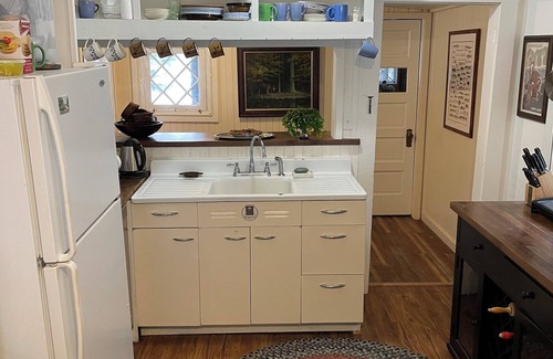 Long Lake Cabin | Historic 1908 “Great Camp” with private sandy beach, dock and WI-FI on Long Lake