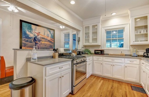 Glen Iris House | Historic Birmingham Home with Hidden Rooms and Scavenger Hunt!