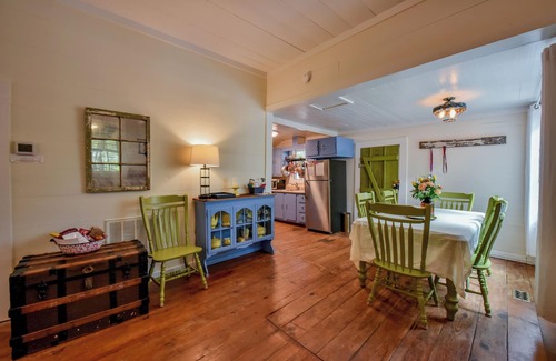 Northport House | Historic Buzzard Roost on the Lake - Stay on Lake Tuscaloosa!