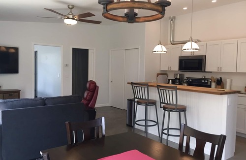 Carbondale Apartment | Historic Carbondale Schoolhouse/Luxury Apartment