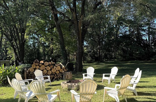 Cralgmeade House | Historic Charm - 5 miles to Downtown, Opry & Airport! Hot Tub included.