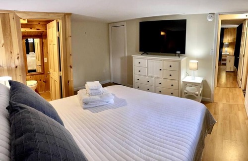 West End Apartment | Historic Corner Apartment with patio & off street parking