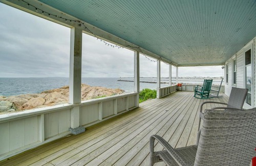 Brant Rock House | Historic Cottage with Beautiful Oceanfront View