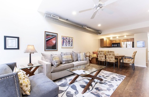 Highlands House | Historic District Townhouse in City's BEST Location