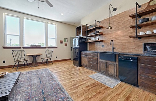 Greenville Apartment | Historic Downtown Loft