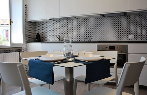 Mira House | historic dwelling