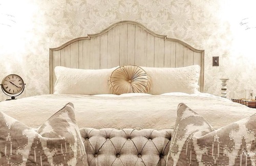 Morganza Bed & Breakfast | Historic, Elegant, Luxurious.