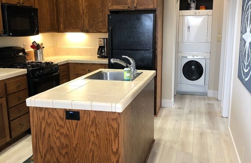 Folsom Apartment | Historic Folsom 2 Bedroom - 1 Bath n