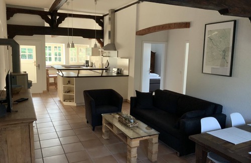 Brookseite Apartment | Historic half-timbered houses combined with modern furnishings in an idyllic location