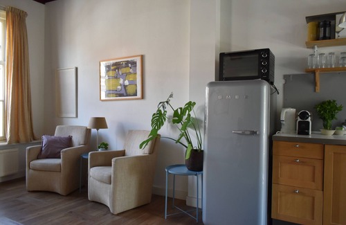 Buren House | historic home in the middle of beautiful monuments and medieval walls