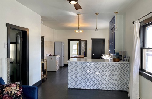 Sunnyside House | Historic home near downtown and train stop.