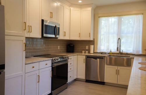 Champaign House | Historic house, 1.5miles from U of I University
