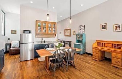 Madison House | Historic Madison Eagle Inn