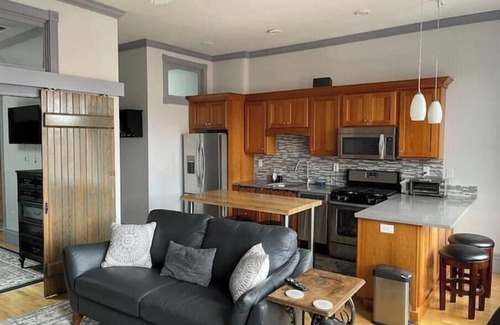 Corning Apartment | Historic Market St Apartment