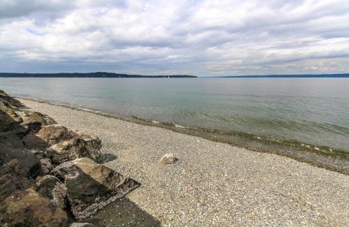 Rollingbay House | Historic Shore Cottage