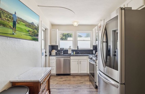 Maple-Ash House | Historic Speakeasy Inspired | 2 min walk to ASU