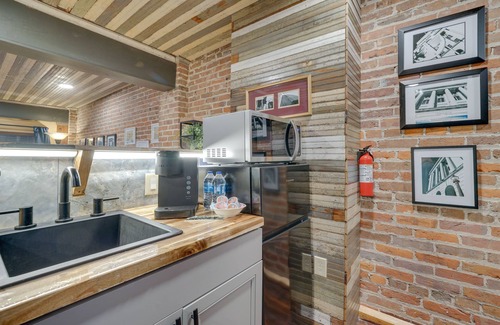 Texarkana Apartment | Historic Texarkana Studio Rental: Walk to Downtown