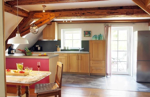 Ohningen Apartment | Historic timbered house with panoramic sea view, 200 m from the lake
