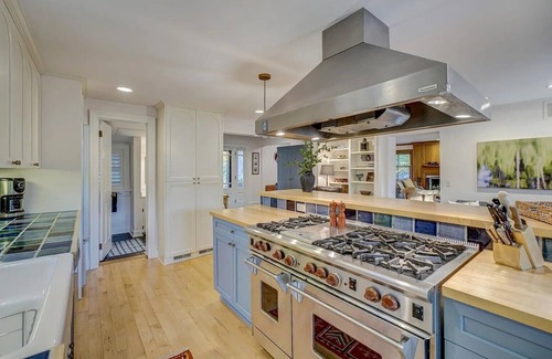 Marine on St. Croix House | Historic 3-bedroom/3 bath house on the St. Croix River