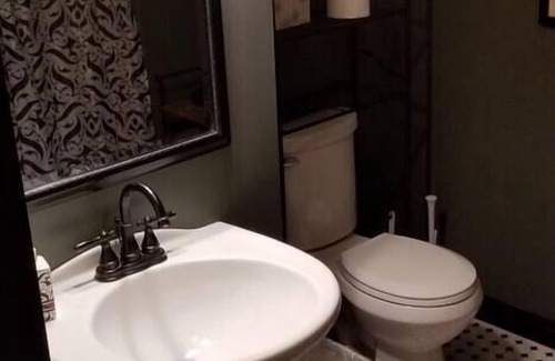 Sioux Falls Bed & Breakfast | Historic Victorian Inn South Loft
