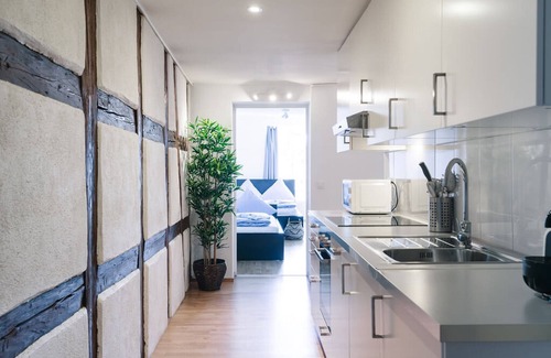 Lucerne Apartment | Hitrental Chapel Bridge Apartments