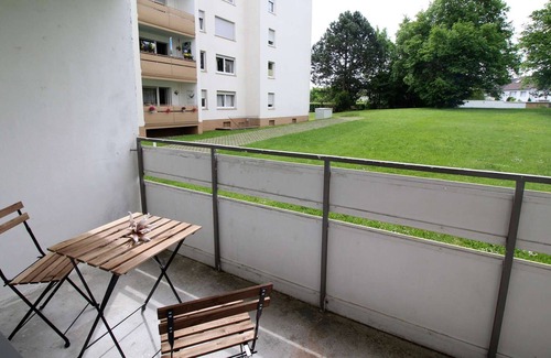 Hemer Apartment | HÖ01 large apartment with dryer and washing machine