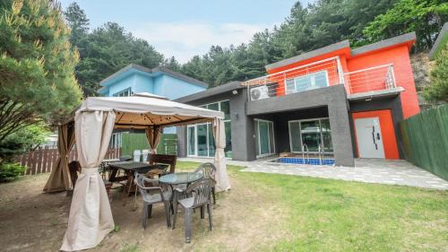 Seowon House | Hoengseong Withpet Village
