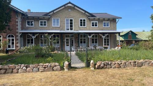 Prasdorf Apartment | Hof Sonnenmeer - Ostsee - nachhaltig - ökologisch & wunderschön