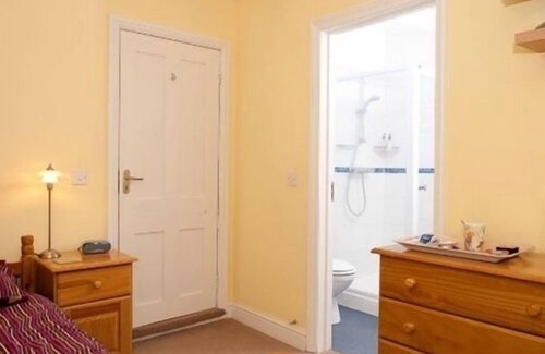 Shaftesbury Bed & Breakfast | Holbrook B&B