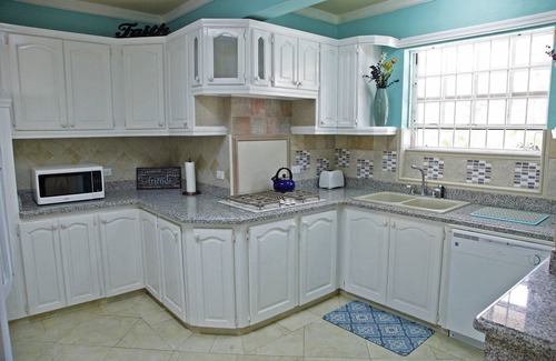 Holder's Hill Villa | Holders Retreat: A Resort Stay That's All Yours!