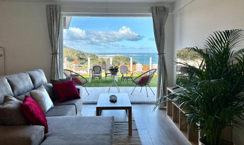 Baiona Apartment | Holibai, Timoeira, Oasis de Tranquilidad con Vistas al Mar
