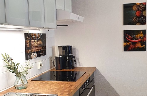Schoenwald Apartment | Holiday apartment with WiFi, swimming pool and sauna in the center of Schönwald