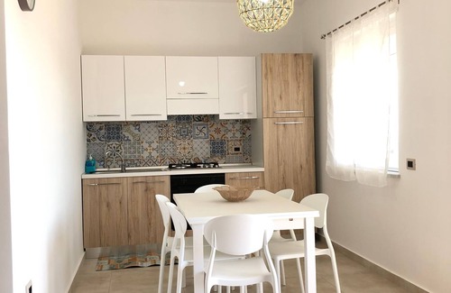 Isola di Capo Rizzuto Apartment | Holiday Apartment "Capo Rizzuto 2" with Sea View, Private Terrace & Wi-Fi