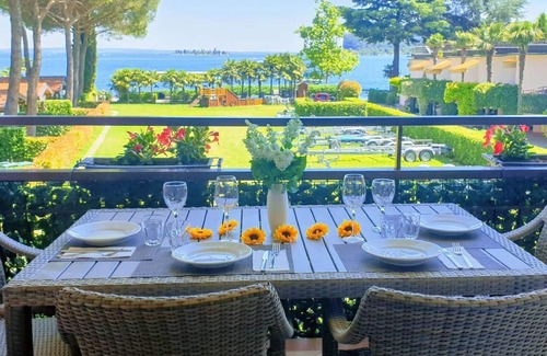San Felice del Benaco Apartment | Holiday apartment San Felice del Benaco for 2 - 6 persons with 2 bedrooms - Holiday apartment in one
