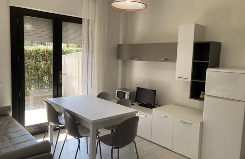 Lignano Riviera Apartment | Holiday apartment Lignano Sabbiadoro for 1 - 6 persons with 2 bedrooms - Holiday apartment in one or