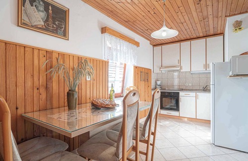 Crnomelj Apartment | Holiday apartment with two separate floors