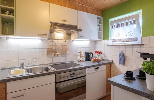 Oberleichtersbach House | Holiday apartment Oberleichtersbach for 1 - 5 persons with 1 bedroom - Holiday house
