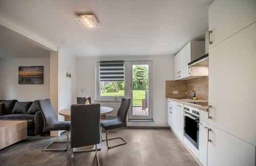 Stedesdorf Apartment | Holiday Apartment '9 und 40' with Garden & Wi-Fi